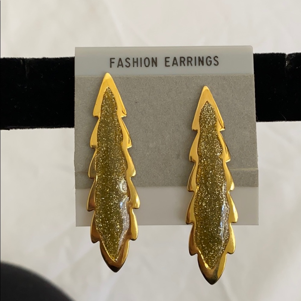Vintage clip on earrings